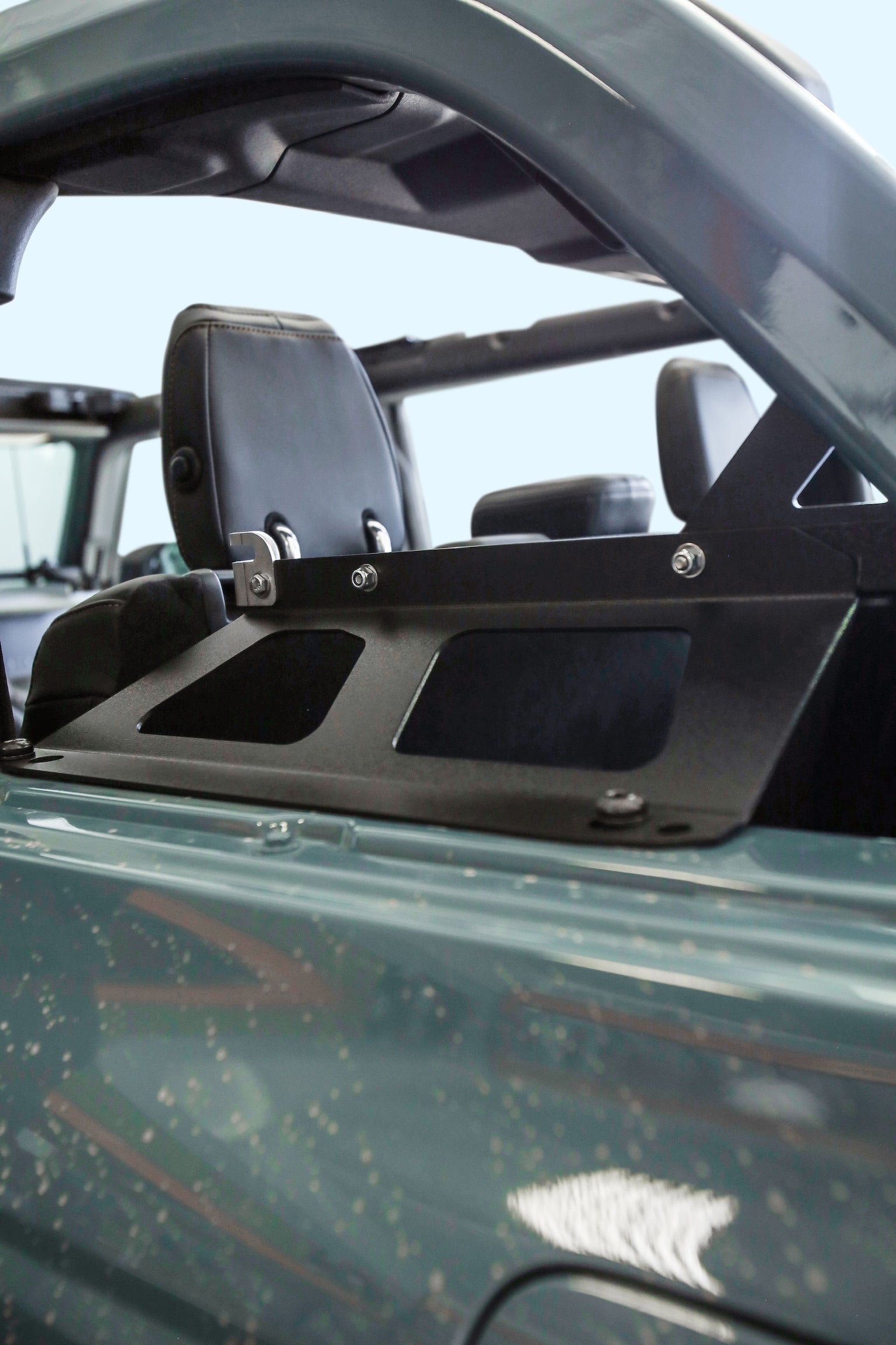 Bronco Storage Shelf 4-Door 6G