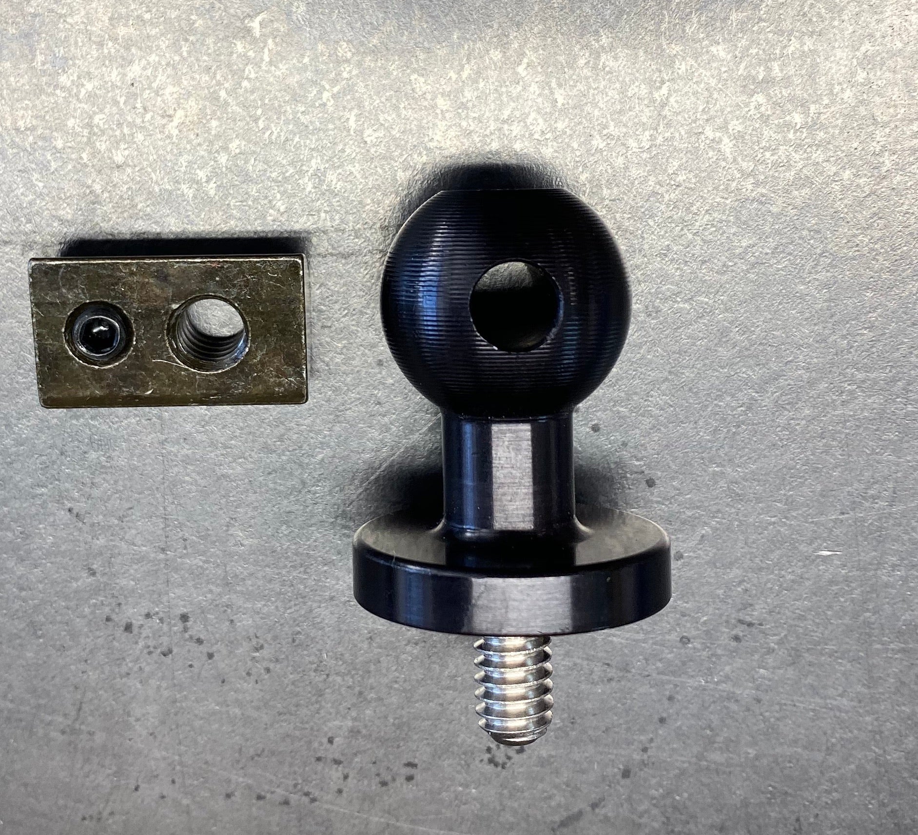 E-Dock Wrangler/Gladiator Contour 2018-2023 Premium+